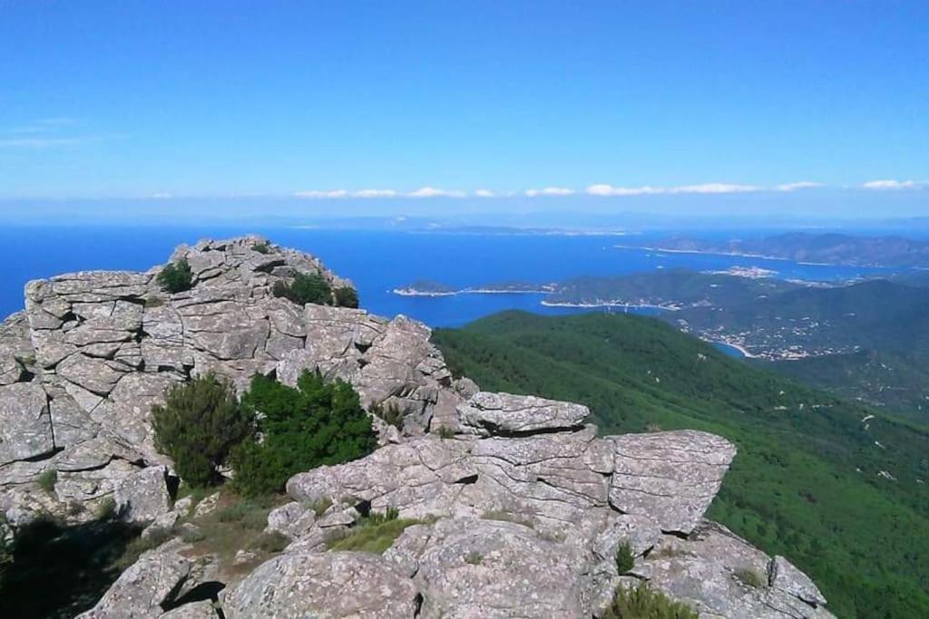 Casa Vacanze Il Pastore Tedesco Portoferraio Esterno foto